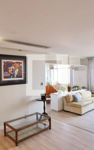 Apartamento à venda com 200m², 4 quartos e 5 vagas Apartamento à venda com 200m², 4 quartos e 5 vagasSala