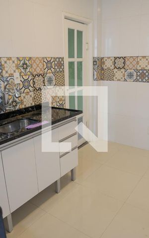 Apartamento à venda com 50m², 2 quartos e 1 vaga Apartamento à venda com 50m², 2 quartos e 1 vagaCozinha