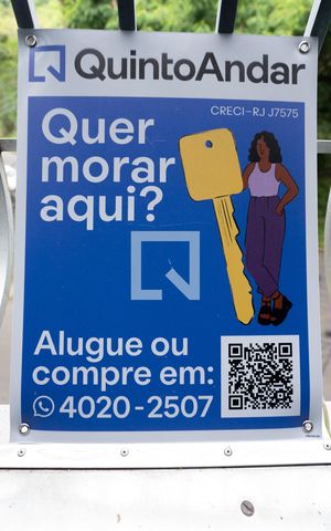 Apartamento à venda com 50m², 2 quartos e 1 vaga Apartamento à venda com 50m², 2 quartos e 1 vagaPlaquinha