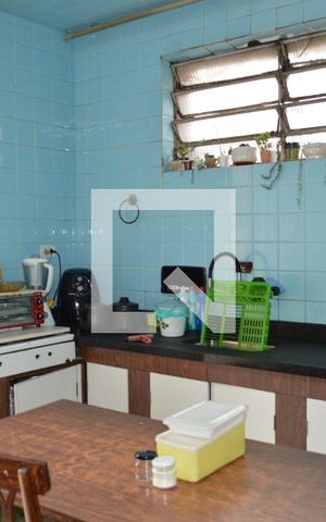 Casa à venda com 423m², 4 quartos e 6 vagasCozinha