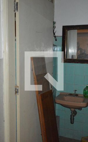 Casa à venda com 423m², 4 quartos e 6 vagasBanheiro Garagem