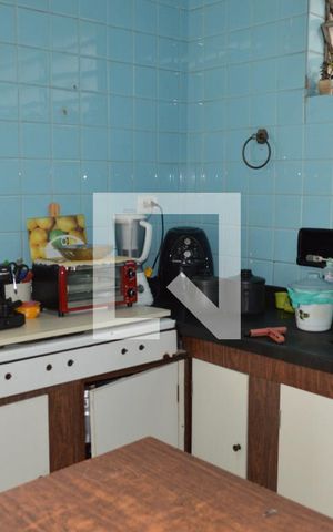 Casa à venda com 423m², 4 quartos e 6 vagasCozinha