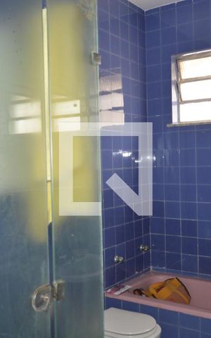 Casa à venda com 423m², 4 quartos e 6 vagasBanheiro