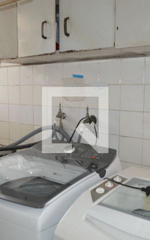 Casa à venda com 423m², 4 quartos e 6 vagasÁrea de Serviço