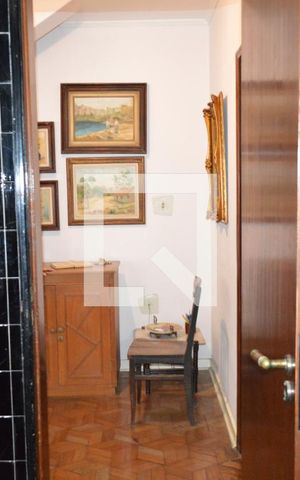 Casa à venda com 423m², 4 quartos e 6 vagasLavabo