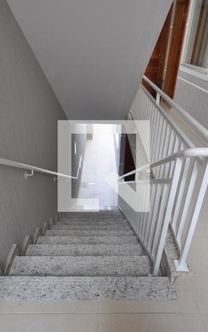 Apartamento à venda com 27m², 1 quarto e sem vagaEscada