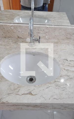 Apartamento à venda com 27m², 1 quarto e sem vagaBanheiro