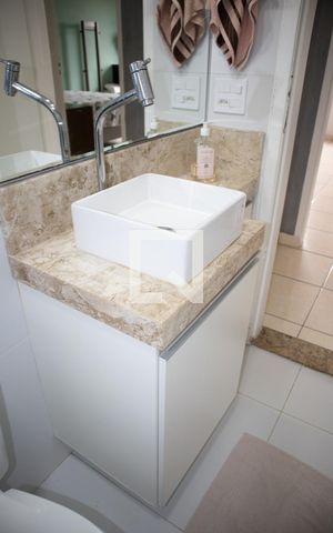Apartamento à venda com 72m², 2 quartos e 1 vagaBanheiro