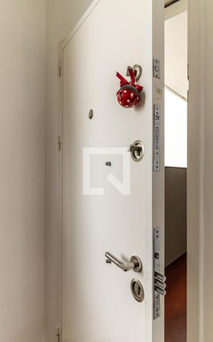 Apartamento para alugar com 100m², 2 quartos e sem vagaPorta Reforçada