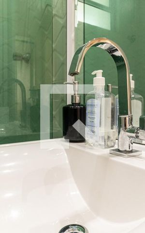 Apartamento para alugar com 100m², 2 quartos e sem vagaBanheiro