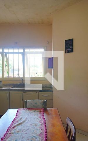 Casa à venda com 210m², 2 quartos e 4 vagas Casa à venda com 210m², 2 quartos e 4 vagasCozinha