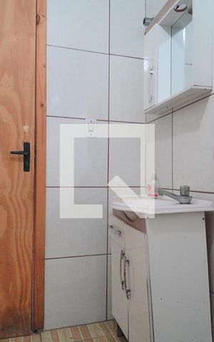 Casa à venda com 210m², 2 quartos e 4 vagas Casa à venda com 210m², 2 quartos e 4 vagasLavabo