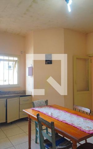 Casa à venda com 210m², 2 quartos e 4 vagas Casa à venda com 210m², 2 quartos e 4 vagasCozinha