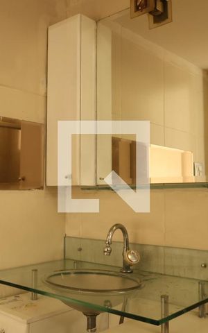 Apartamento à venda com 66m², 1 quarto e sem vagaBanheiro