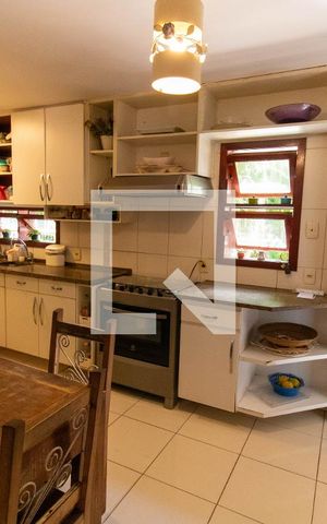 Casa à venda com 400m², 7 quartos e 5 vagasCozinha