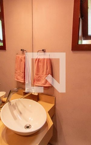 Casa à venda com 400m², 7 quartos e 5 vagasLavabo