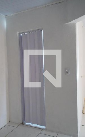 Casa à venda com 40m², 1 quarto e 1 vaga Casa à venda com 40m², 1 quarto e 1 vagaQuarto