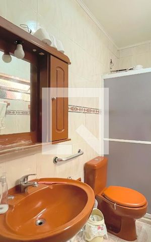 Casa à venda com 110m², 3 quartos e 7 vagas Casa à venda com 110m², 3 quartos e 7 vagasBanheiro