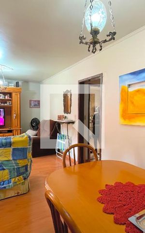 Casa à venda com 110m², 3 quartos e 7 vagas Casa à venda com 110m², 3 quartos e 7 vagasSala