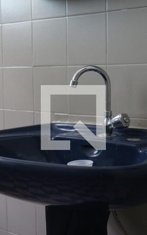 Casa para alugar com 150m², 3 quartos e 2 vagasBanheiro