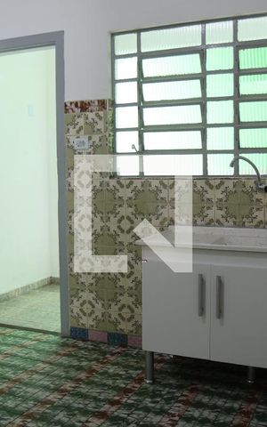 Casa para alugar com 150m², 3 quartos e 2 vagasCozinha