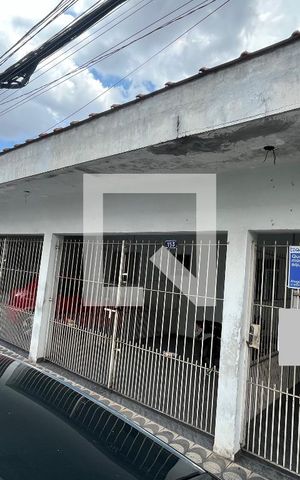Casa para alugar com 60m², 1 quarto e sem vaga Casa para alugar com 60m², 1 quarto e sem vagaFachada