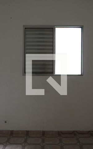 Casa para alugar com 60m², 1 quarto e sem vagaQuarto