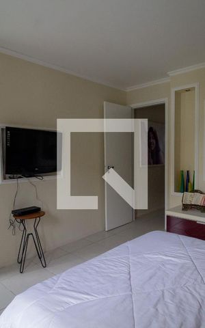 Casa de condomínio para alugar com 174m², 3 quartos e 3 vagas Casa de condomínio para alugar com 174m², 3 quartos e 3 vagasSuíte 1