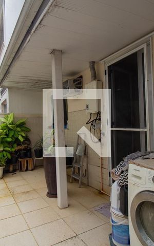Casa de condomínio para alugar com 174m², 3 quartos e 3 vagas Casa de condomínio para alugar com 174m², 3 quartos e 3 vagasÁrea de Serviço