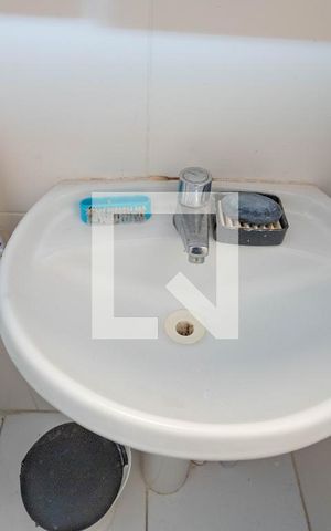 Apartamento à venda com 44m², 2 quartos e 1 vaga Apartamento à venda com 44m², 2 quartos e 1 vagaBanheiro