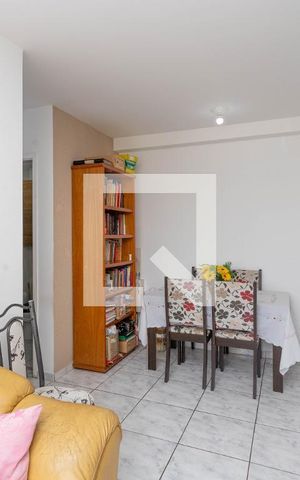 Apartamento à venda com 44m², 2 quartos e 1 vaga Apartamento à venda com 44m², 2 quartos e 1 vagaSala