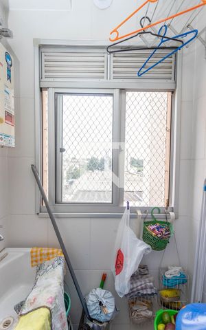 Apartamento à venda com 44m², 2 quartos e 1 vaga Apartamento à venda com 44m², 2 quartos e 1 vagaÁrea de serviço