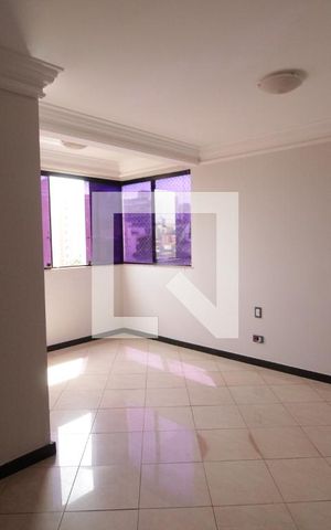 Apartamento para alugar com 240m², 3 quartos e 3 vagasSala