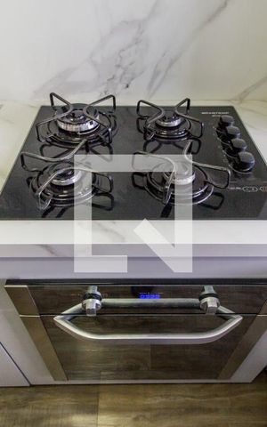 Apartamento à venda com 76m², 2 quartos e 2 vagas Apartamento à venda com 76m², 2 quartos e 2 vagasDetalhe da cozinha
