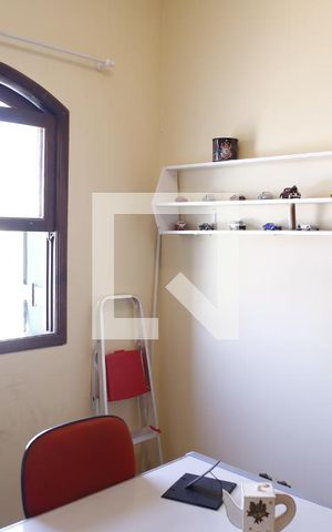 Casa para alugar com 200m², 4 quartos e 3 vagasQuarto 2