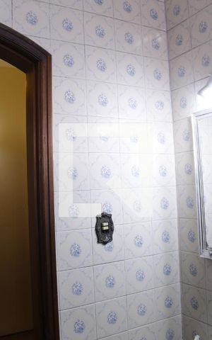 Casa para alugar com 200m², 4 quartos e 3 vagasBanheiro Social