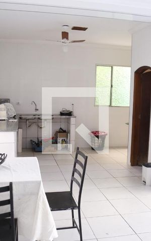 Casa para alugar com 200m², 4 quartos e 3 vagasÁrea de Serviço