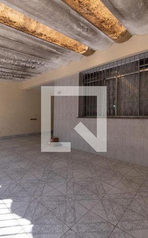 Casa à venda com 145m², 3 quartos e 2 vagas Casa à venda com 145m², 3 quartos e 2 vagasGaragem
