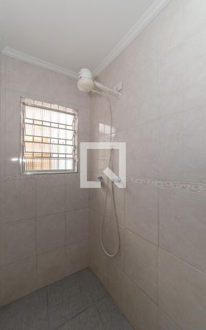 Casa à venda com 145m², 3 quartos e 2 vagas Casa à venda com 145m², 3 quartos e 2 vagasBanheiro da Suíte 2