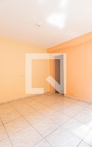 Casa para alugar com 49m², 1 quarto e sem vaga Casa para alugar com 49m², 1 quarto e sem vagaSala