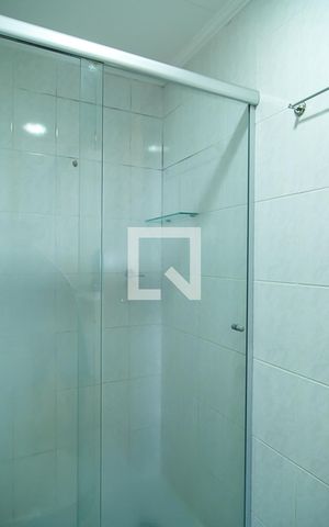 Apartamento para alugar com 39m², 1 quarto e 1 vaga Apartamento para alugar com 39m², 1 quarto e 1 vagaBanheiro da Suíte