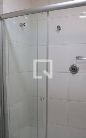 Apartamento à venda com 150m², 3 quartos e 2 vagas Apartamento à venda com 150m², 3 quartos e 2 vagasBanheiro da Suíte 2