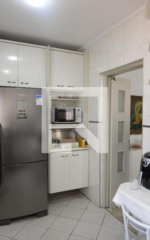 Casa à venda com 215m², 3 quartos e 2 vagasCozinha