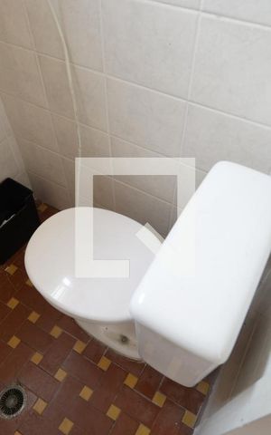 Casa à venda com 215m², 3 quartos e 2 vagasBanheiro de serviço 2