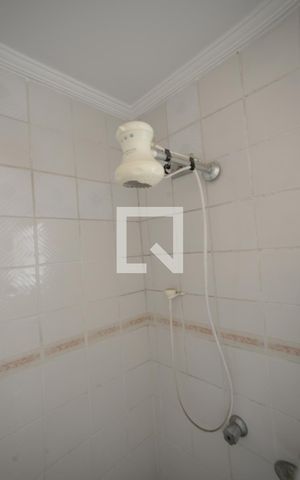 Casa à venda com 215m², 3 quartos e 2 vagasBanheiro de serviço 1