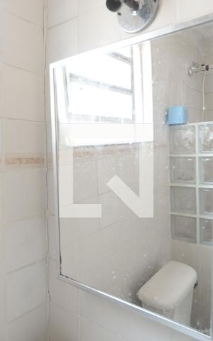 Casa à venda com 215m², 3 quartos e 2 vagasBanheiro de serviço 1