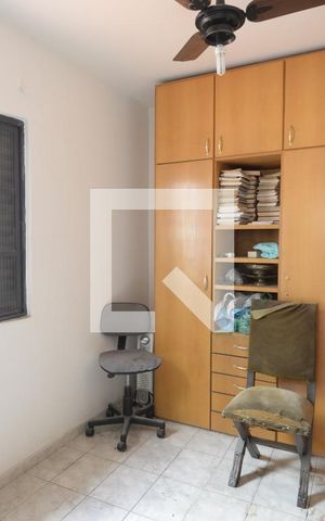 Casa à venda com 215m², 3 quartos e 2 vagasQuarto de Serviço 1