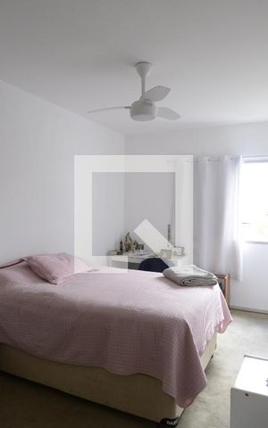 Casa à venda com 215m², 3 quartos e 2 vagasQuarto 1
