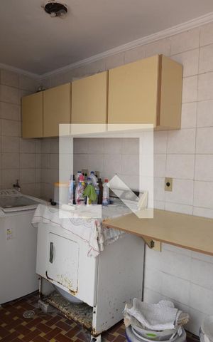Casa à venda com 215m², 3 quartos e 2 vagasÁrea de Serviço