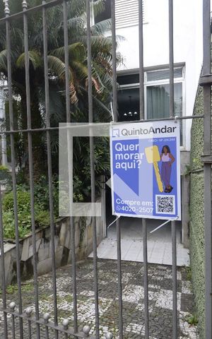 Casa à venda com 215m², 3 quartos e 2 vagasPlaca 